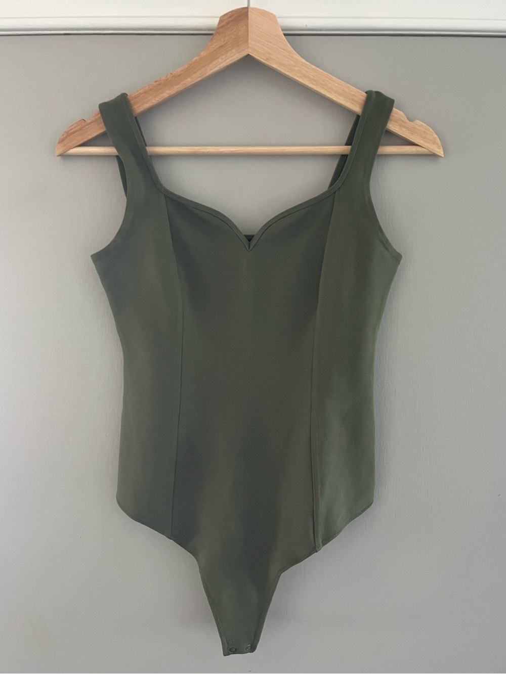 Abercrombie & Fitch Olive Green Sweetheart Neckline Bodysuit